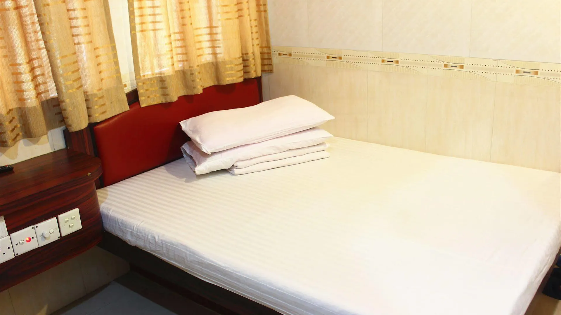 **  Yue Ka Hotel China Hk 九龙 中国