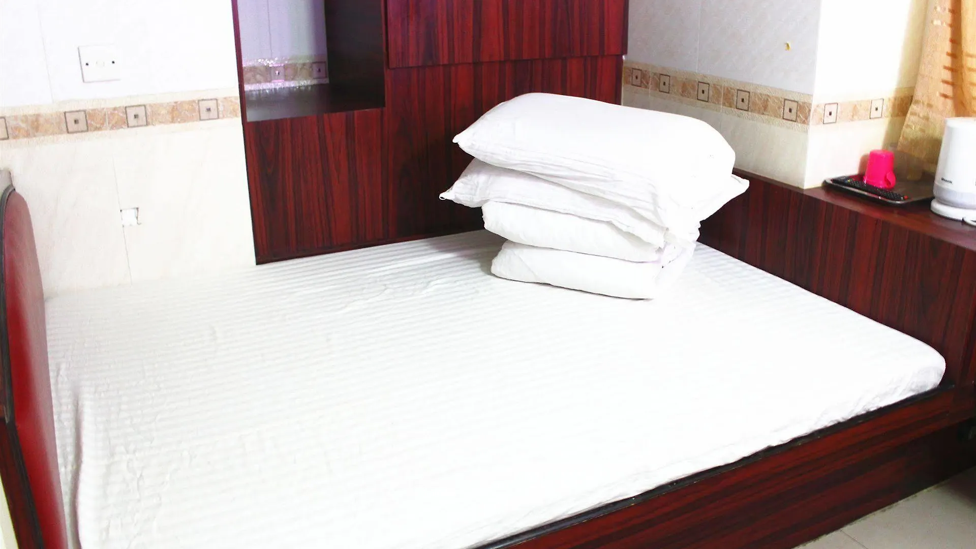 Yue Ka Hotel China Hk 九龙